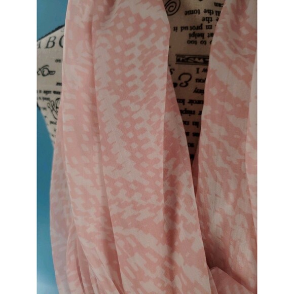 Women Infinity Scarf Boho Chic Pink Aztec Print Lightweight Fairy Neck Warmer. - Picture 2 of 10